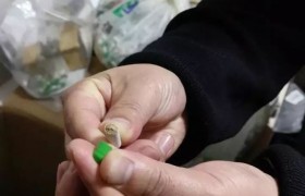 网红减肥药成本1毛是真的假的？微商古方减肥药燃脂减肥胶囊是假药