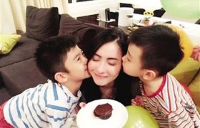 张柏芝晒小儿子近照长啥样？张柏芝的小儿子是一夜情搞出了的吗