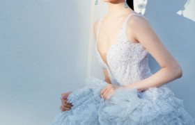 欧阳娜娜拍关晓彤背是什么情况怎么回事两人是塑料姐妹花吗