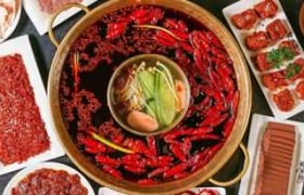 在家吃火锅买什么食材需要准备什么配料和蘸料？