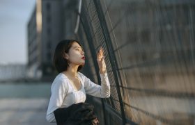 美丽的, 女士, 伤心, 美丽, 女孩, 爱病, 孤独, 模型, 姿势, 肖像, 桥, 户外