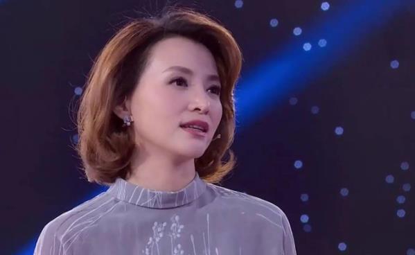 董卿家境到底如何,董卿可能出生哪里 董卿家境到底如何,董卿可能出生哪里